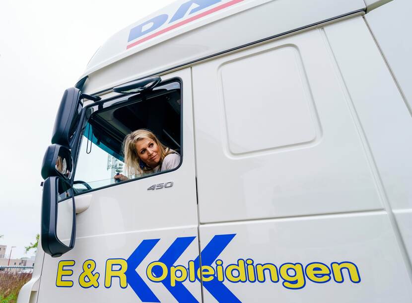 Koningin Máxima bezoekt sector Transport en Logistiek
