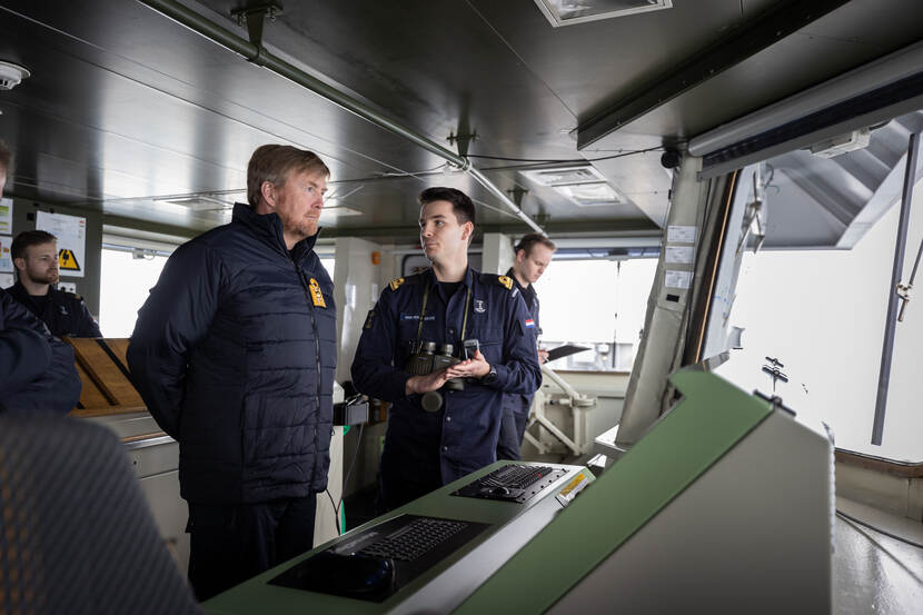 Werkbezoek Koning aan Koninklijke Marine in Noorwegen tijdens NAVO-oefening Cold Response