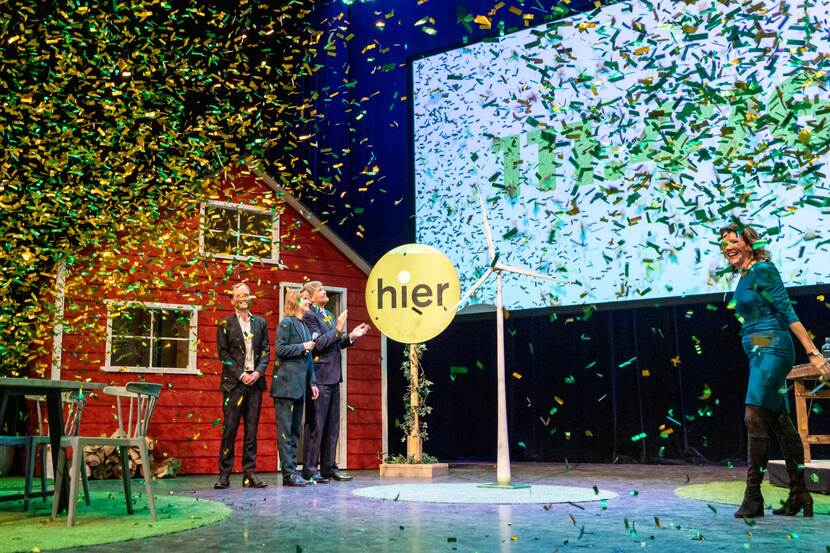 Koning Willem-Alexander is aanwezig bij de 10e editie van het evenement ‘HIER opgewekt'