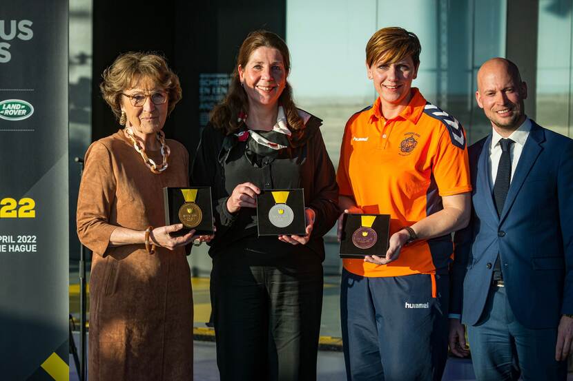 Prinses Margriet en anderen.