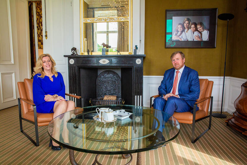Koning Willem-Alexander ontvangt fractievoorzitter Den Haan