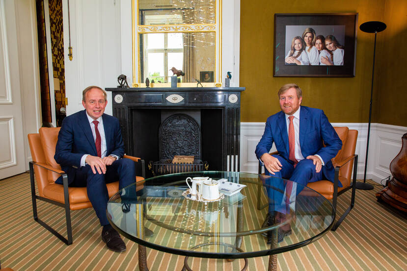 Koning Willem-Alexander ontvangt fractievoorzitter van SGP