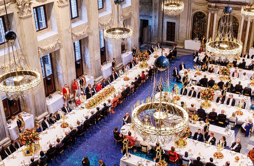 Koning Willem-Alexander en Koningin Máxima ontvangen het Corps Diplomatique voor het jaarlijkse galadiner