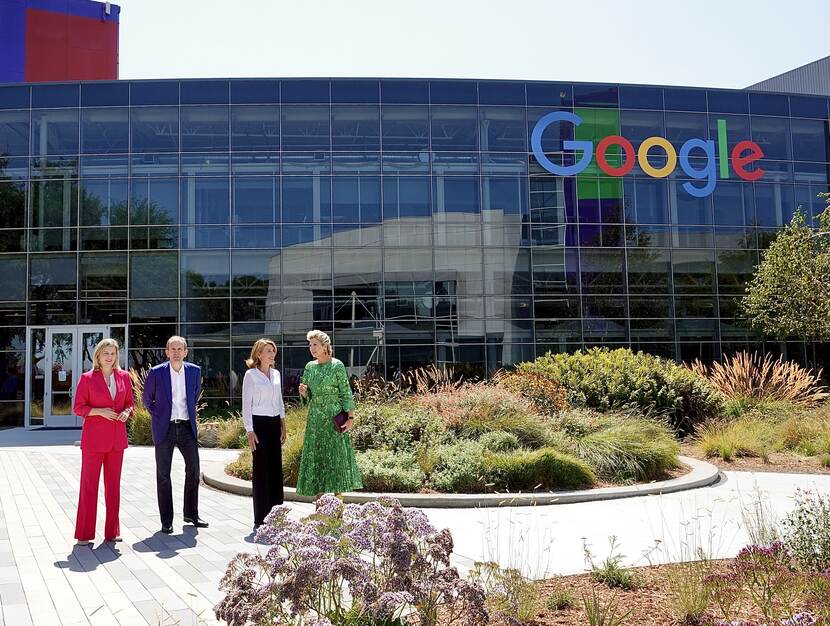 Koningin Máxima brengt een bezoek aan Google