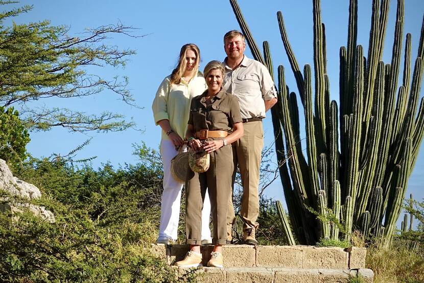 Koning Willem-Alexander, Koningin Máxima en Prinses van Oranje hike Arikok National Park