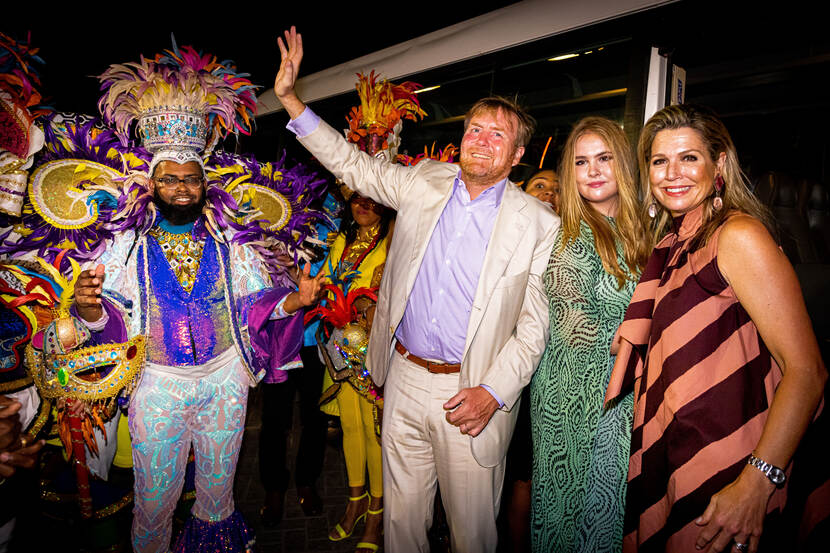 Koning Willem-Alexander, Koningin Máxima en Prinses van Oranje Tumba Festival Curacao