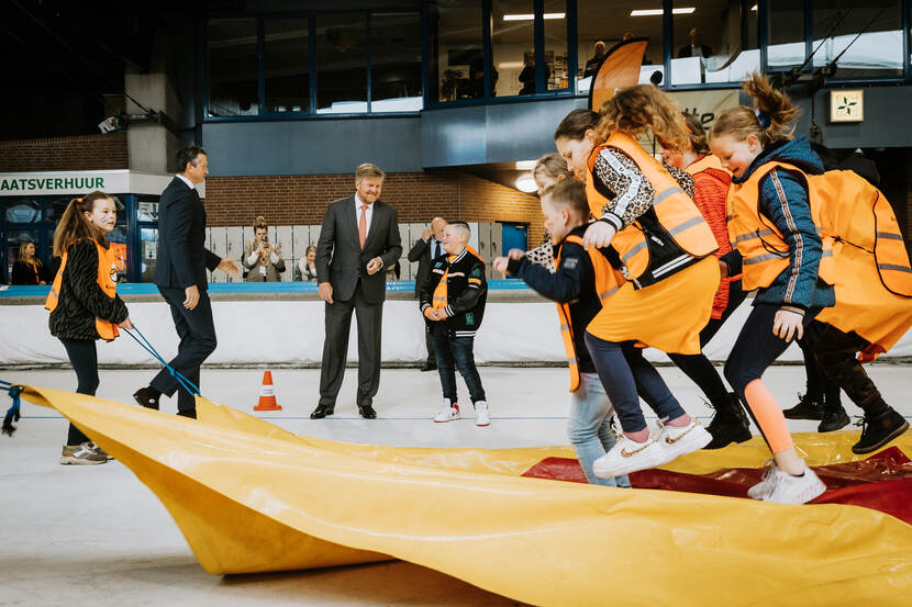 Koning Willem-Alexander opent de Koningsspelen 2023 in Deventer