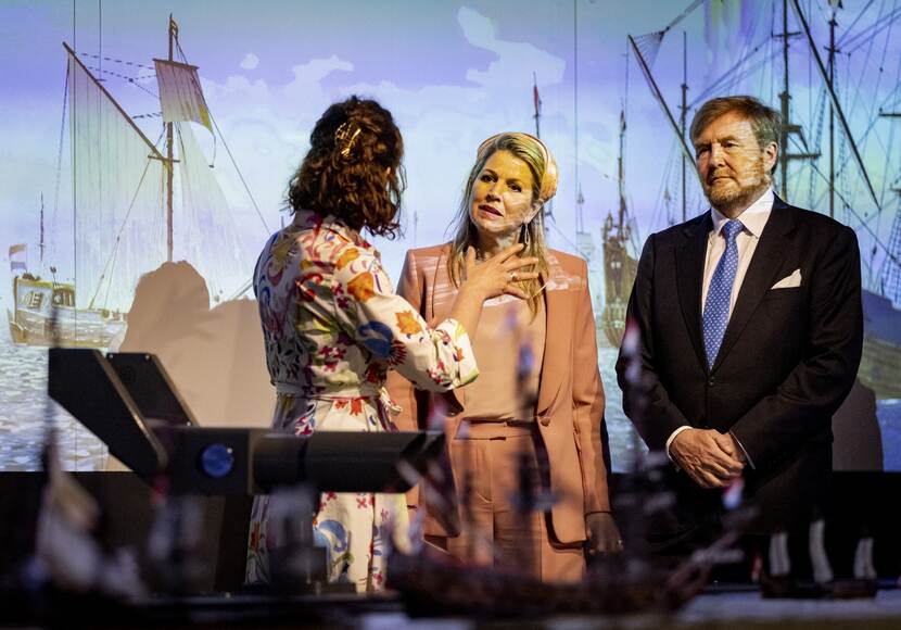 Koning Willem-Alexander en Koningin Máxima in Museum Kaap Skil op Texel