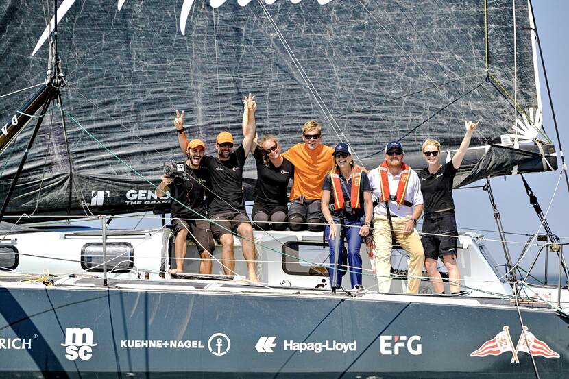 Koning Willem-Alexander en Koningin Máxima bezoeken finish 6e etappe Ocean Race