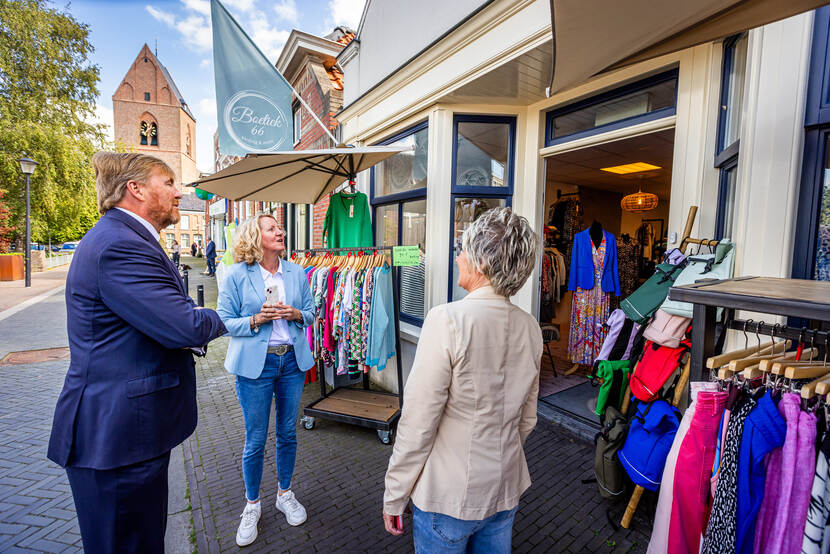Koning Willem-Alexander bezoekt Loppersum voor gesprekken met gedupeerden aardgaswinning