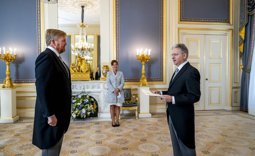 Geloofsbrieven ambassadeur Canada en Koning Willem-Alexander