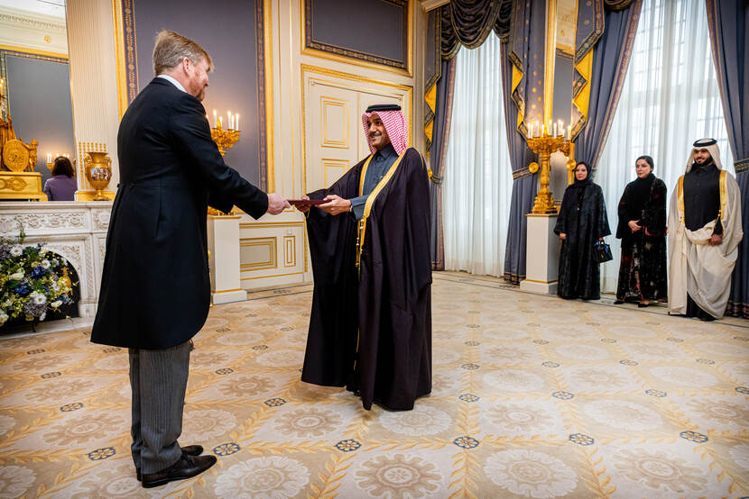 Geloofsbrieven ambassadeur van de Staat Qatar en Koning Willem-Alexander