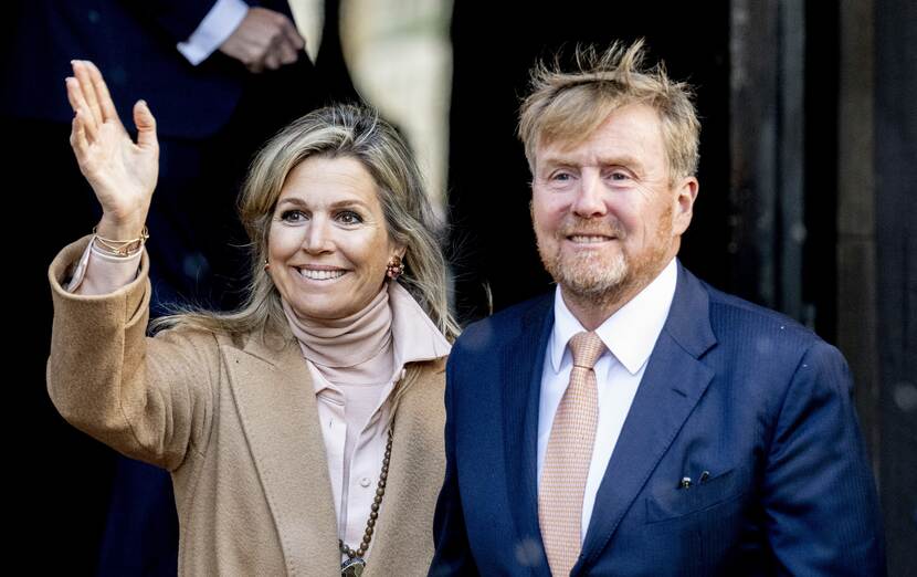Koning Willem-Alexander en Koningin Máxima bij Nieuwjaarsontvangst Nederlandse genodigden