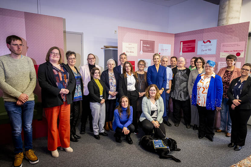 Koningin Máxima bezoekt Stichting HerstelTalent