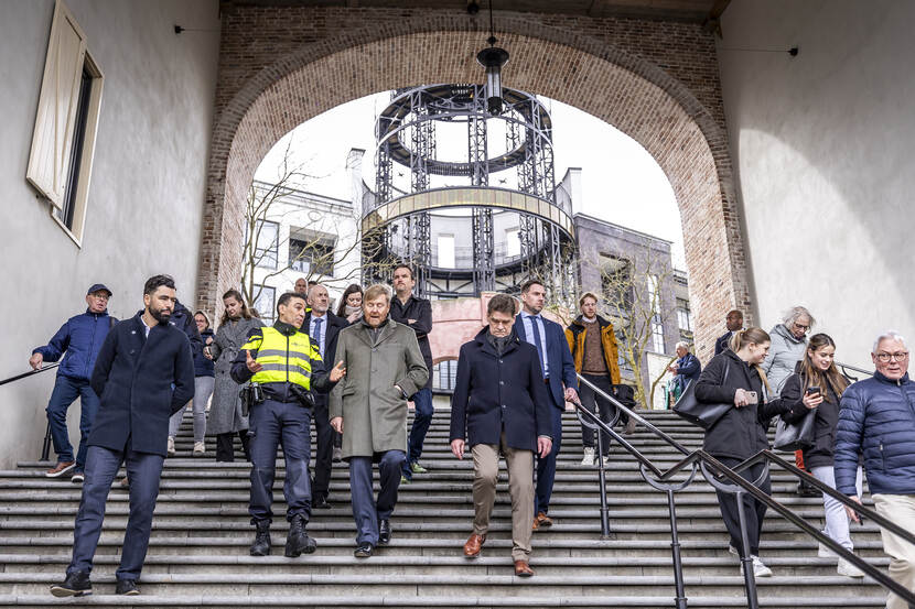 Koning Willem-Alexander brengt werkbezoek aan Heerlen-Noord