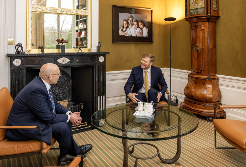 Koning ontvangt voorzitter Eerste Kamerfractie PVV
