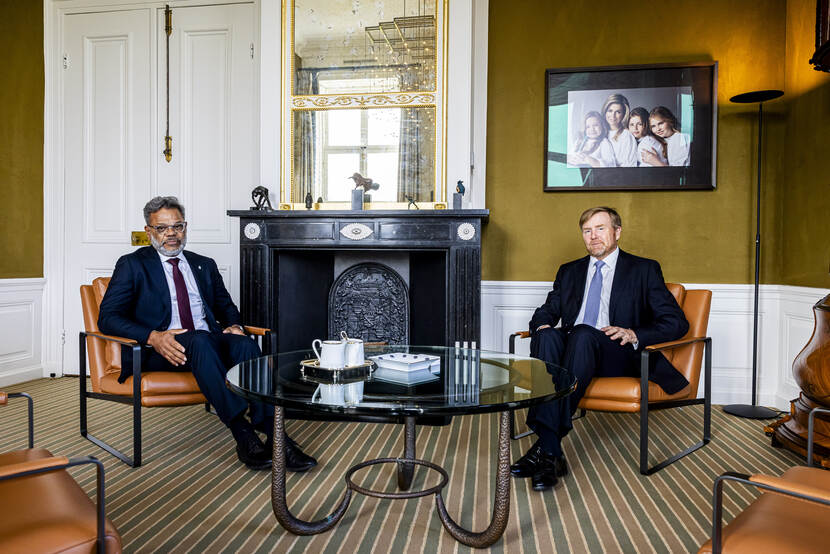 Koning ontvangt minister-president Mercelina van Sint Maarten