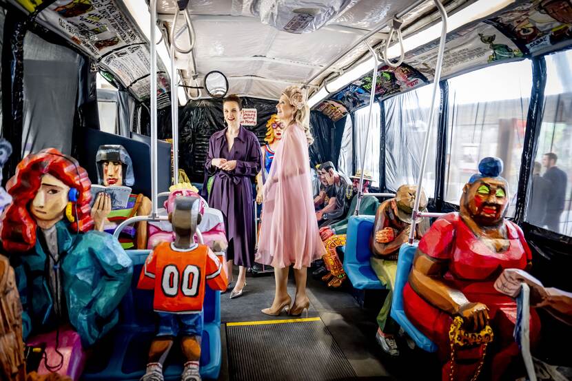 Koningin Máxima opent Fenix, kunstmuseum over migratie