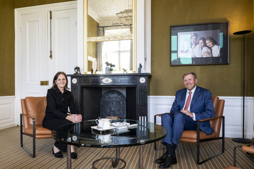 Koning en fractievoorzitter NSC Van Vroonhoven