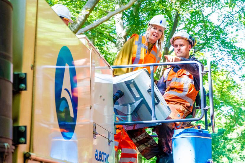 Koningin Máxima bezoekt infrastructurele projecten in het kader van circulariteit