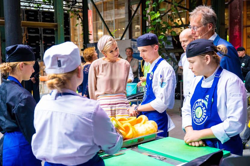 Koningin Máxima opent Verspillingsvrije Week