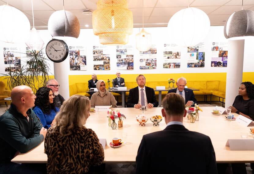 Koning bezoekt fusiegemeente Nissewaard