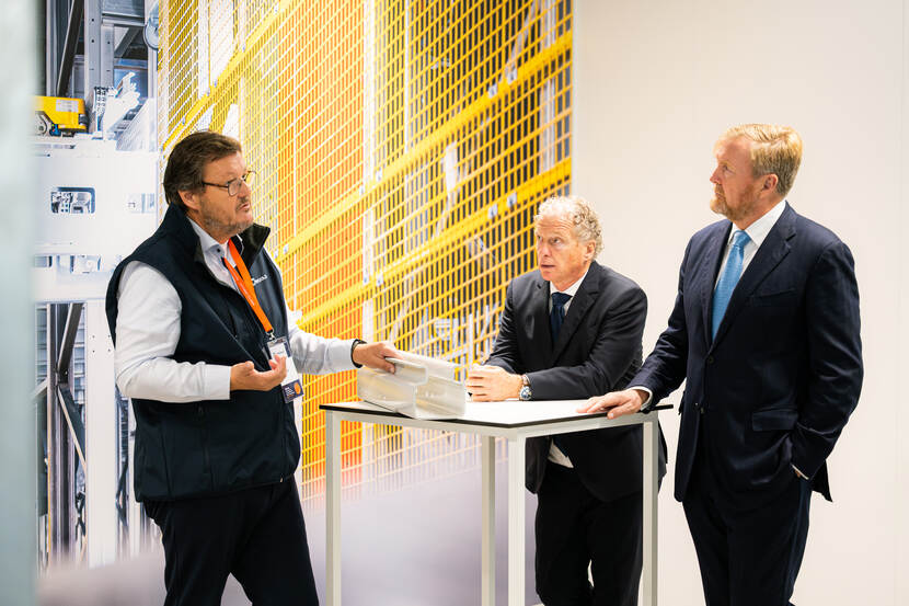 Koning opent Global Innovation and Support Center van NewCold