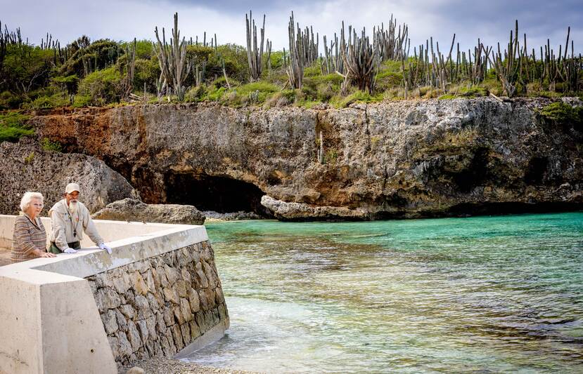 Prinses Beatrix bezoekt Bonaire