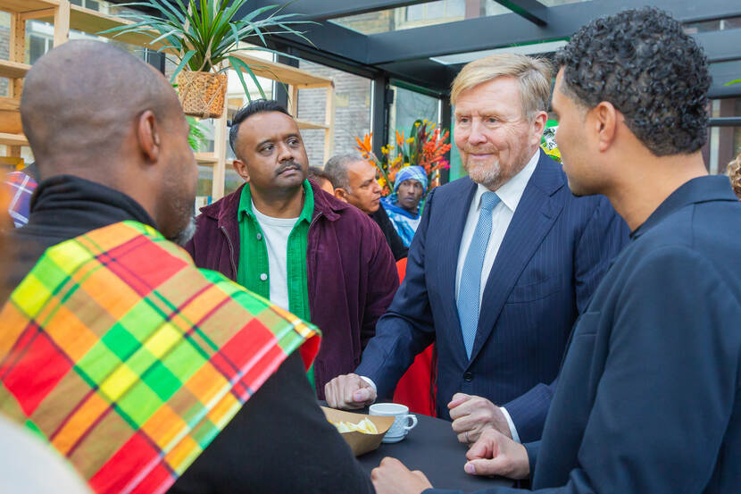 Koning opent Suriname Museum in Amsterdam
