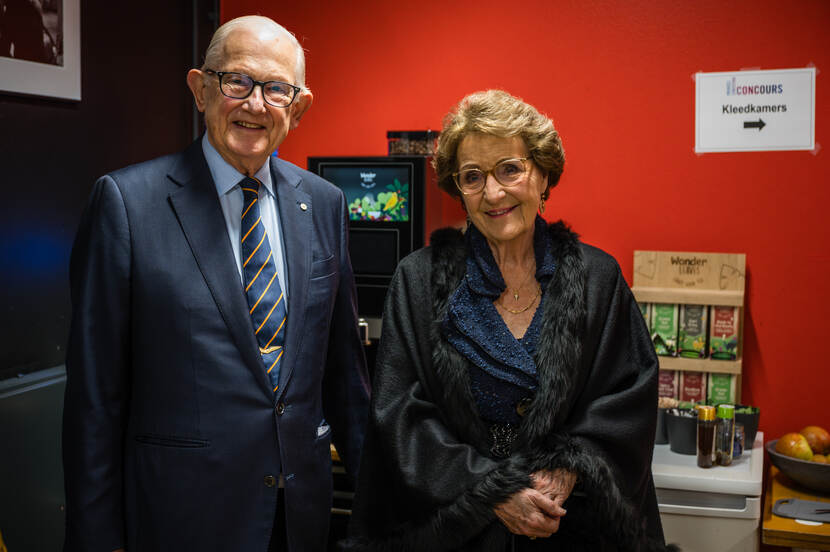 Prinses Margriet en prof. mr. Pieter van Vollenhoven bij finale Prinses Christina Jazz Concours