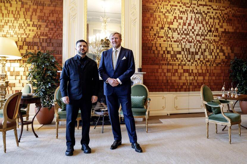 Koning Willem-Alexander en president Zelensky