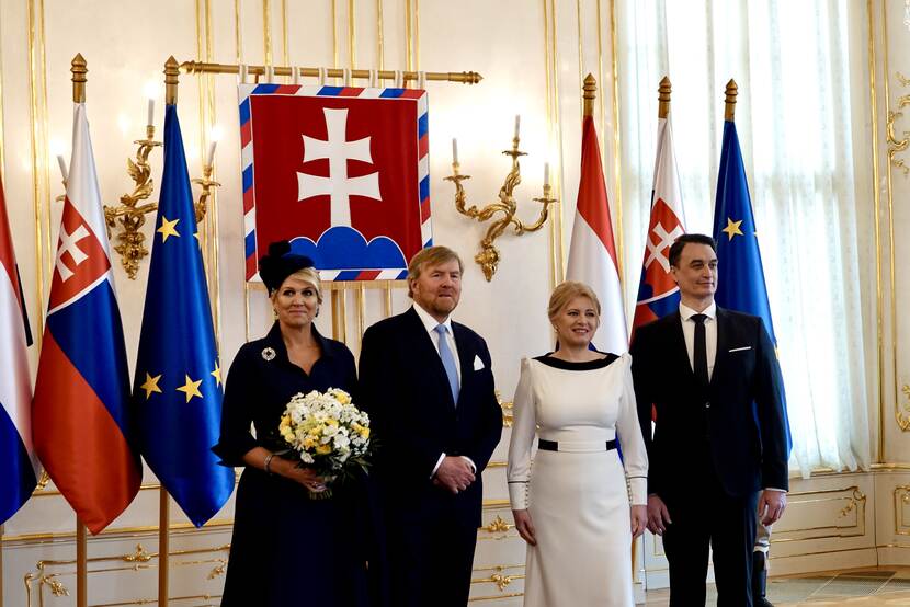 Koning Willem-Alexander, Koningin Máxima, Slowaakse president Zuzana Čaputová en haar partner Juraj Rizman
