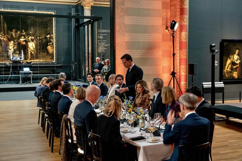 Diner Rijksmuseum tijdens staatsbezoek van president Macron van Frankrijk