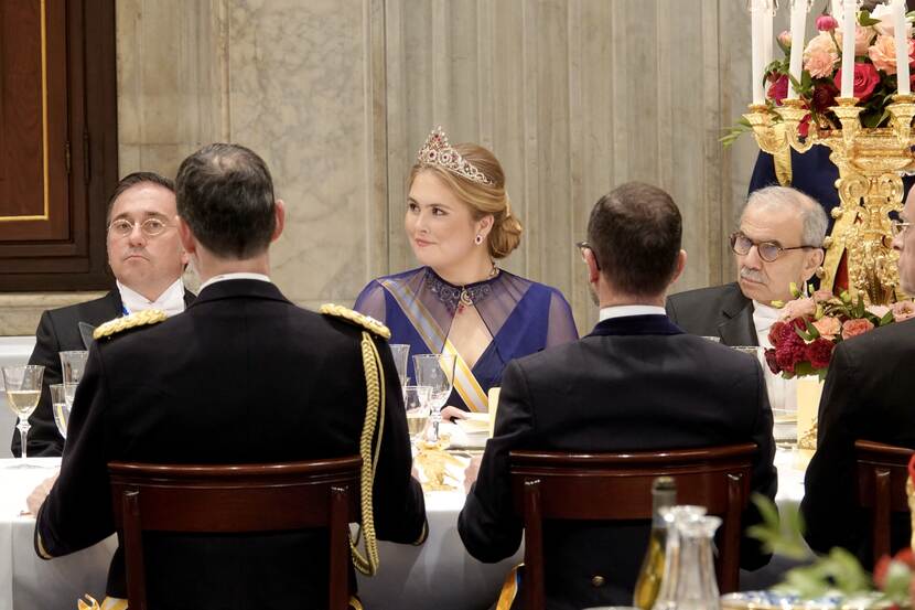De Prinses van Oranje bij het staatsbanket tijdens staatsbezoek van Spanje
