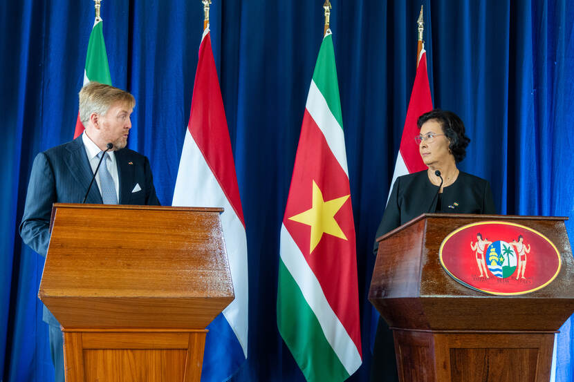 Koning Willem-Alexander en president van Suriname