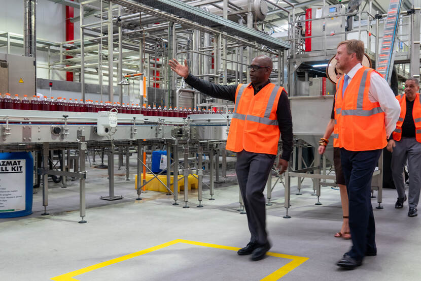 Koning Willem-Alexander en Koningin Máxima brengen een staatsbezoek aan Suriname