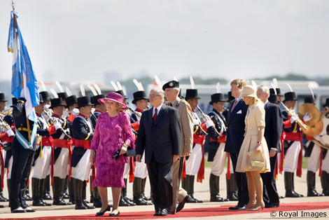 Buenos Aires, 1 april 2006: Ceremonieel afscheid op vliegveld Aeroparque