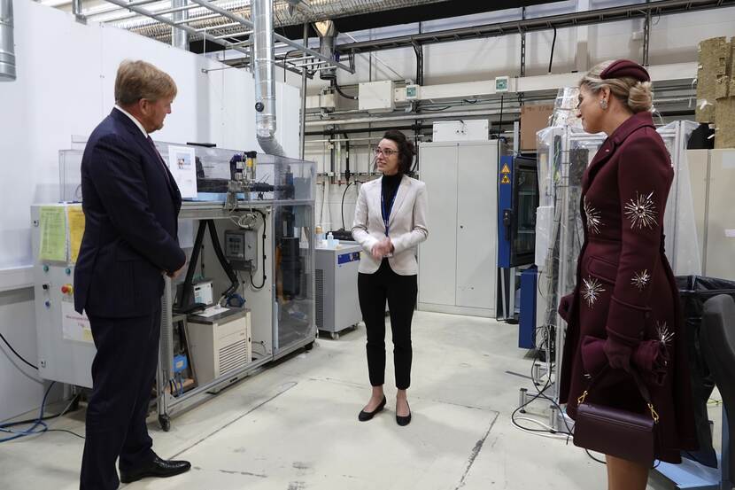 Koning Willem-Alexander en Koningin Máxima bezoeken de Technische Universiteit van Trondheim.