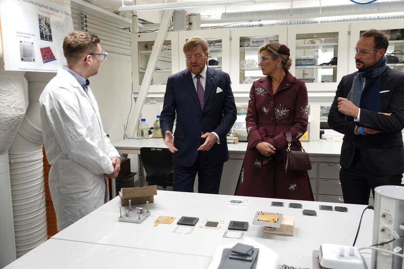 Koning Willem-Alexander en Koningin Máxima bezoeken de Technische Universiteit van Trondheim